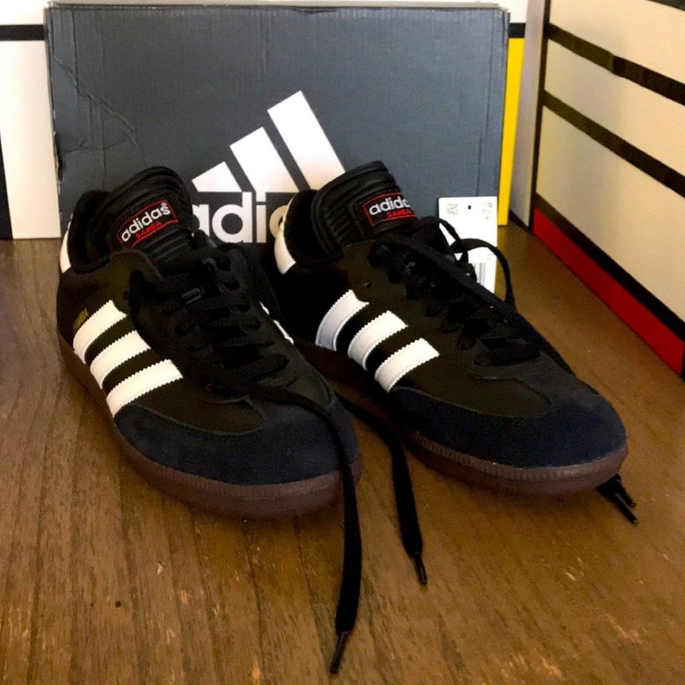 Adidas Sambas